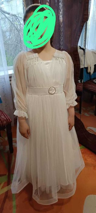 Продам платье для девочки на выпускной