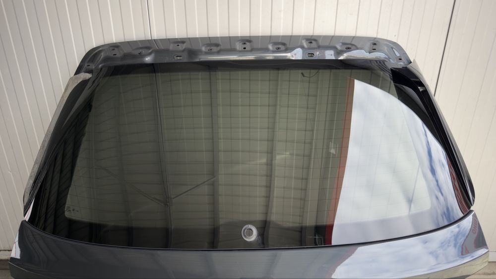 Задно стъкло / капак / багажник / стъкло A4 B9 2018