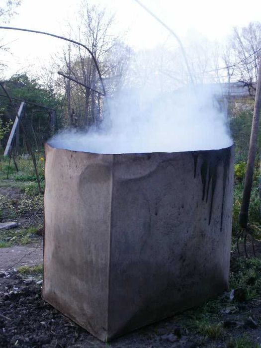 butoi de tabla pentru depozitat cenusa sau pentru construit gratar