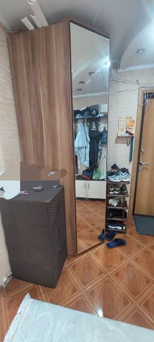 Шкаф угловой в прихожую