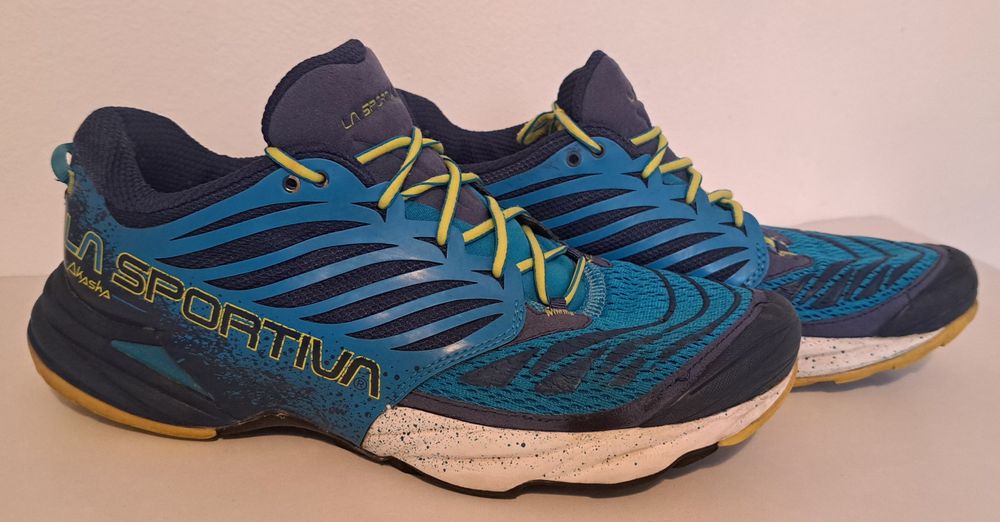 La Sportiva Akasha marime 45