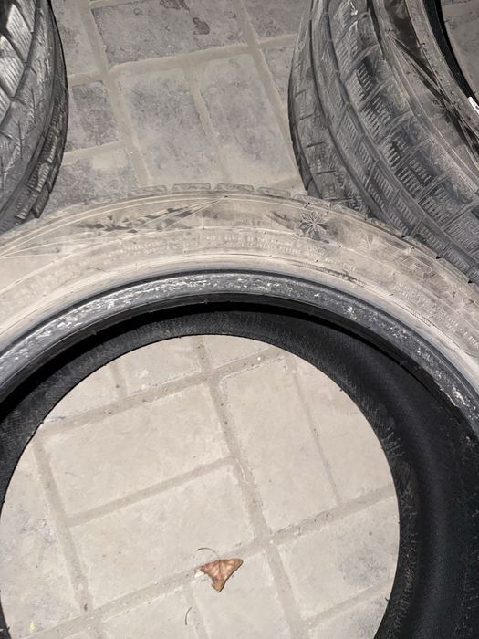 Продам комплект резины Triangle 245/45/18