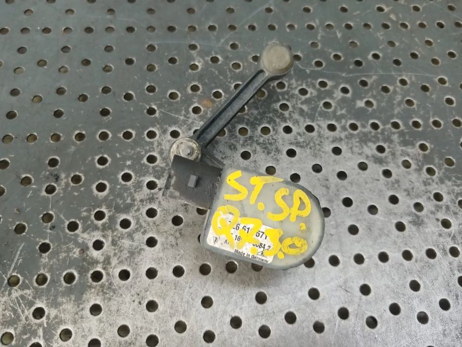 senzor balast stanga spate audi q7 4l 7l6616571
