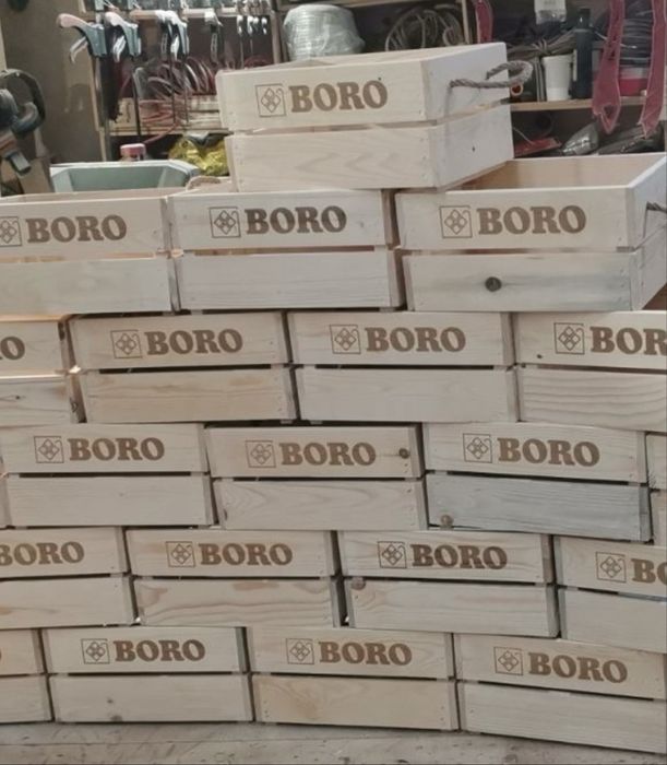 Дървени щайги с лого – коледни корпоративни подаръци