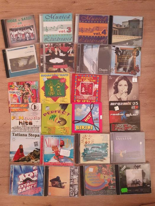 Suport CD/DVD si CD-uri muzica pentru casa