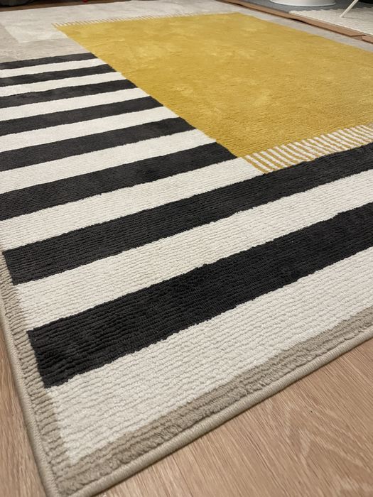 Килим ИКЕА къса нишка