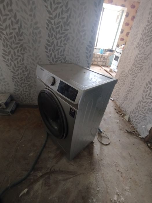 Продам 2 стиральной машинки подишовке