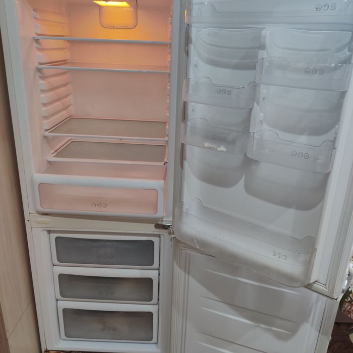 Продам бу холодильник
