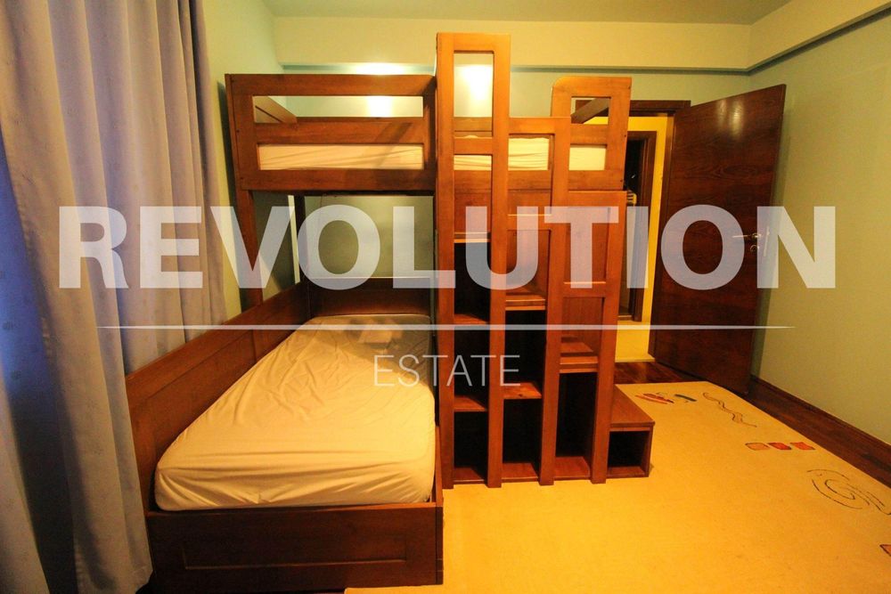 Дава се под наем Тристаен апартамент в Варна, Базар Левски - 100 кв.м за 800 € - Снимка #6