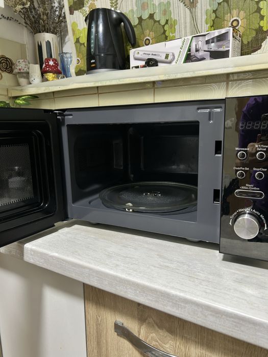 Cuptor cu microunde Myria