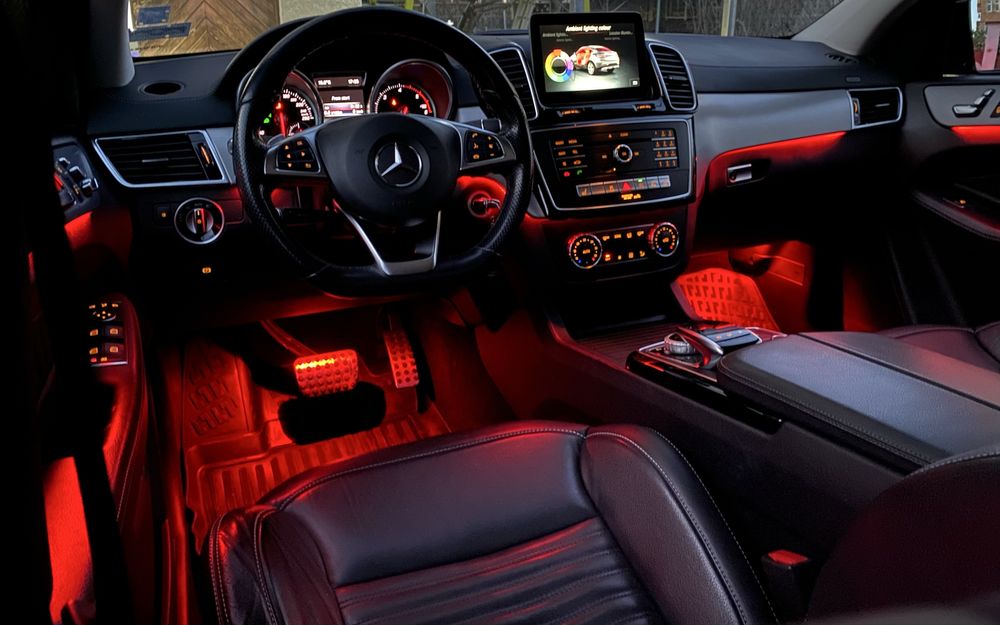 Mercedes амбиентно осветление, Светещи въздуховоди и 3D Говорители