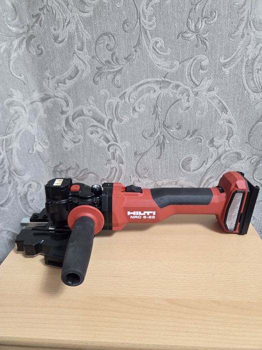 Безкабелна фреза за арматура HILTI NRC 6-22