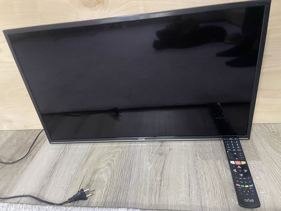 Продам телевизор смарт тв