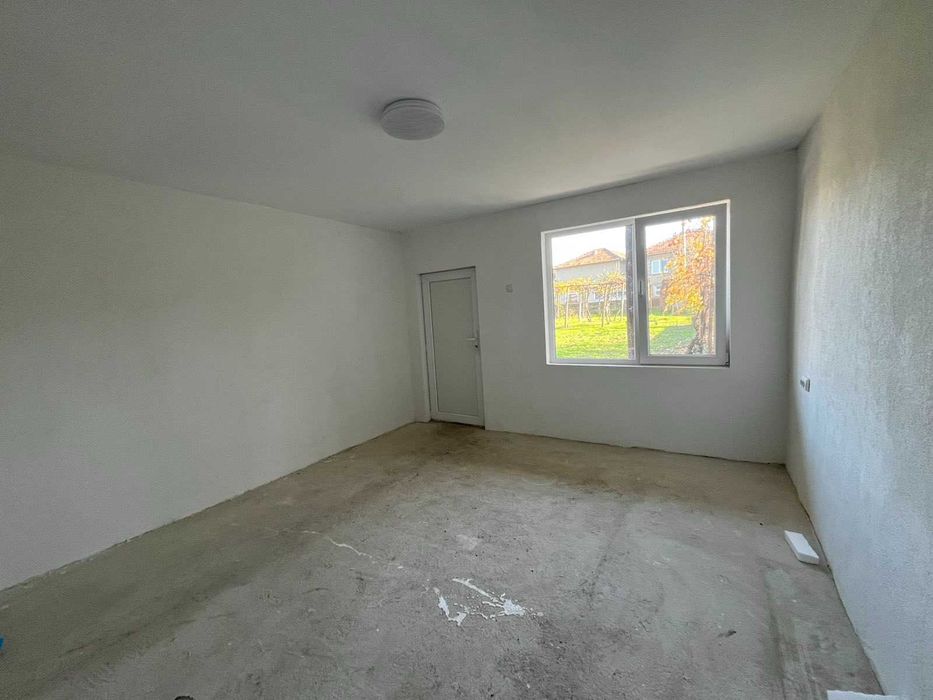 Продава се Къща в Шумен, Център - 120 кв.м за 349 €/кв.м - Снимка #14