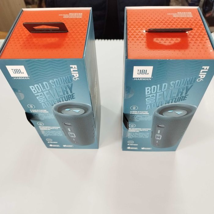 Нова преносима колона JBL