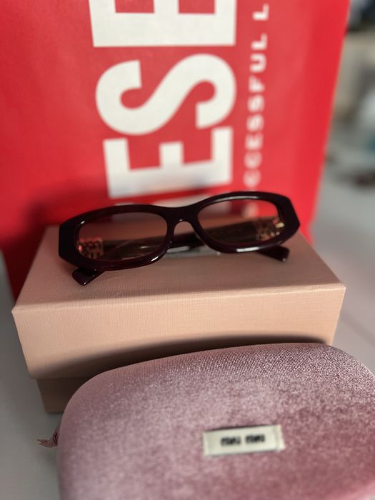 Продаются солнцезащитные очки