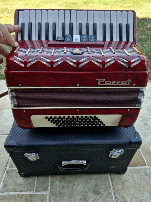 Acordeon Parrot cu 72 basi rosu