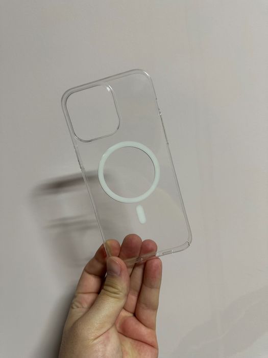 Чехол сотилади 14 про максга