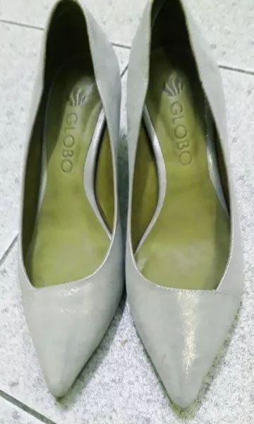 Сребристи НОВИ обувки естествена кожа - номер 37