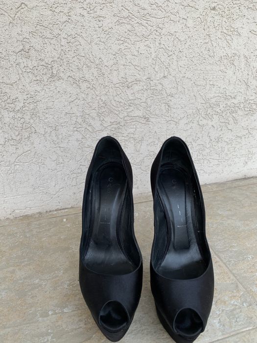 Pantofi Negri Casadei