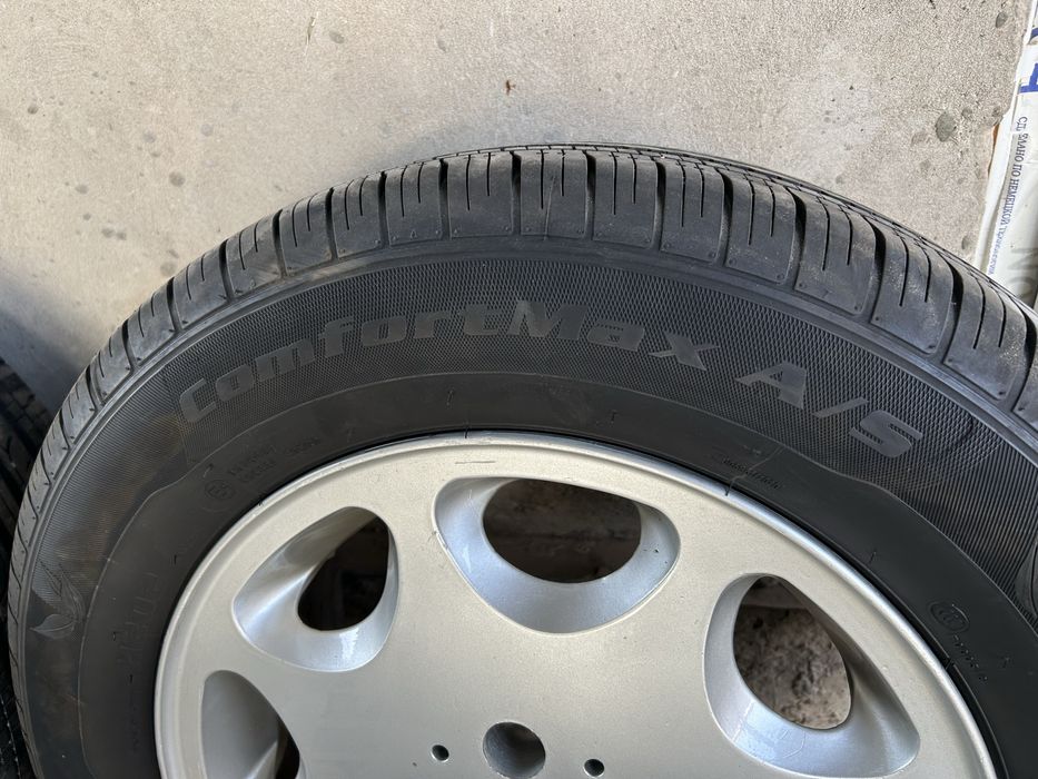 Mercedes ромашка дискі+4 летний балонмен