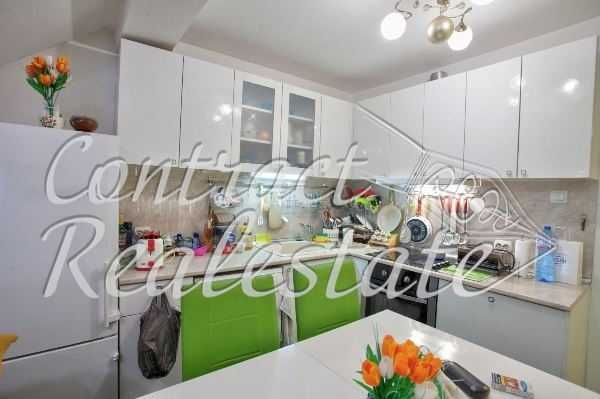 Дава се под наем Двустаен апартамент в Варна, Колхозен пазар - 42 кв.м за 306 € - Снимка #2