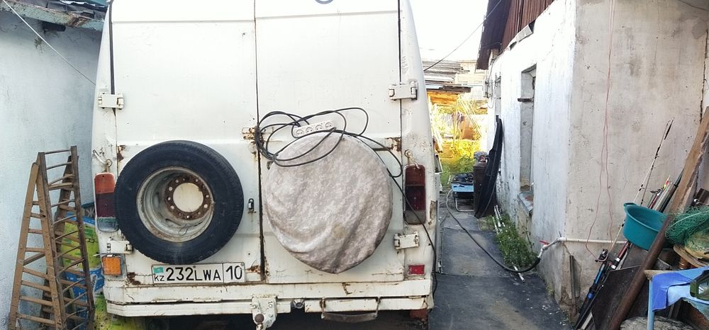 Продам Мерседес сапожек