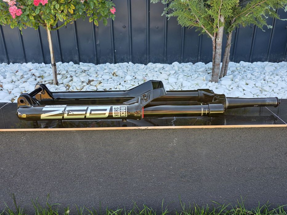 Furca Rockshox Zeb Ultimate + Vivid ultimate 2024