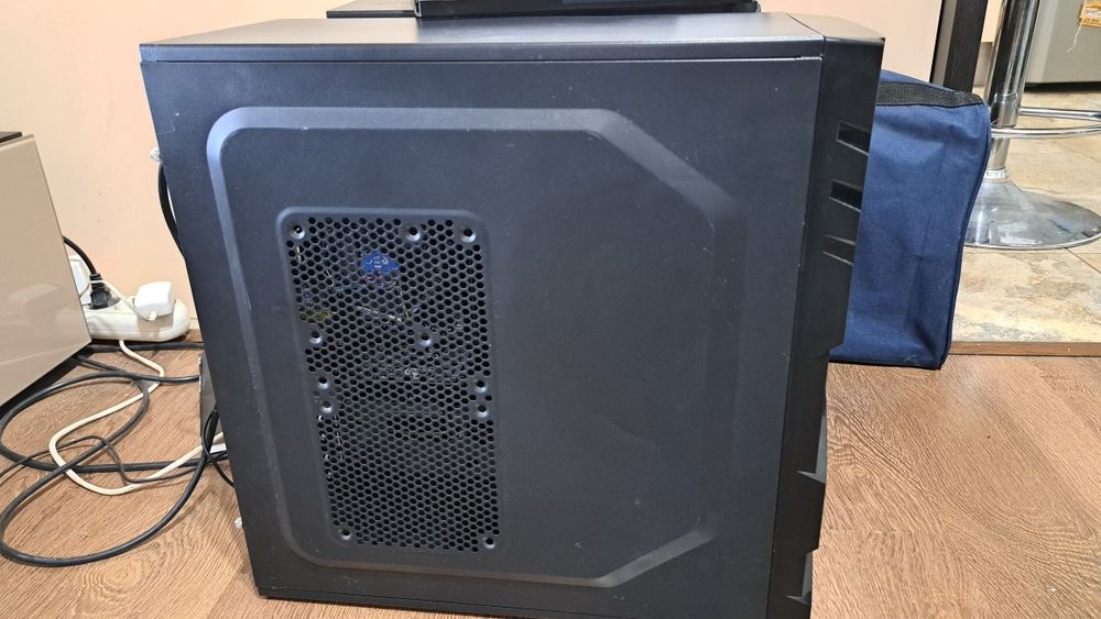 Calculator i3 pt office/ jocuri windows 10 licentiat