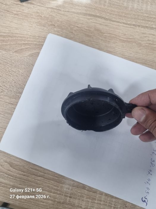 Крышку фары кия сид