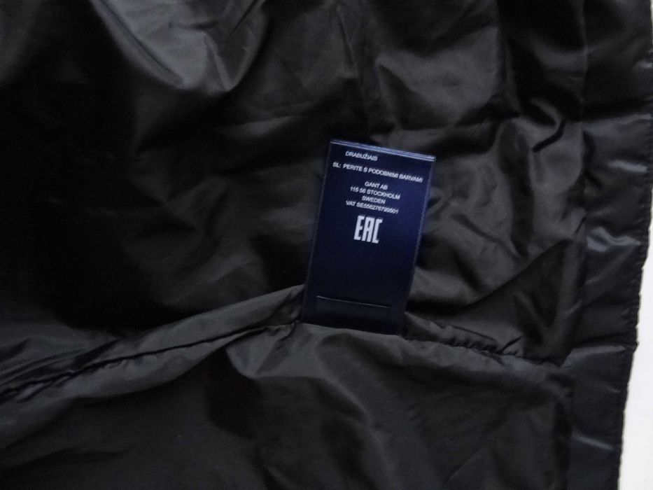 GANT,размер М,ново оригинално мъжко  пухено яке.