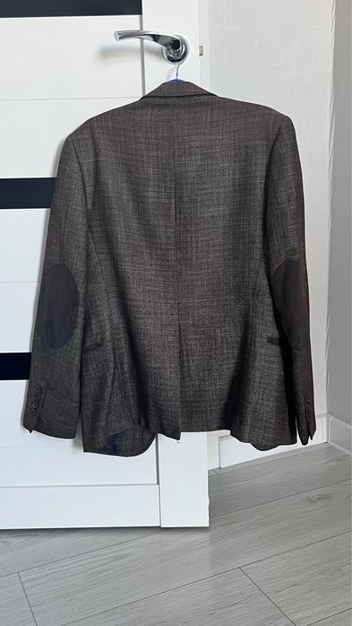 Продаю пиджак