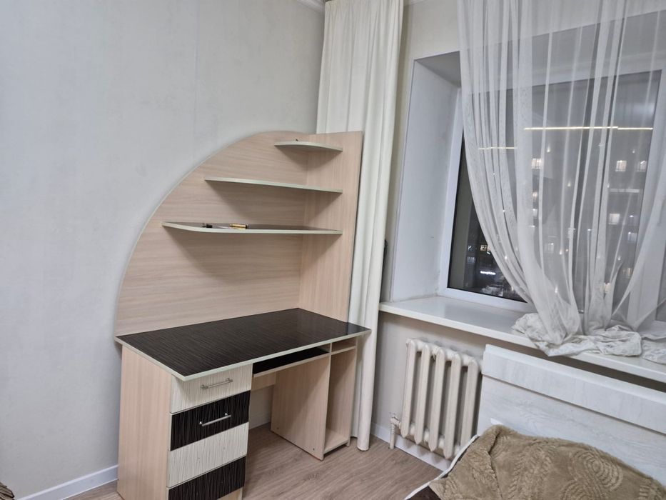 Продам журнальный стол