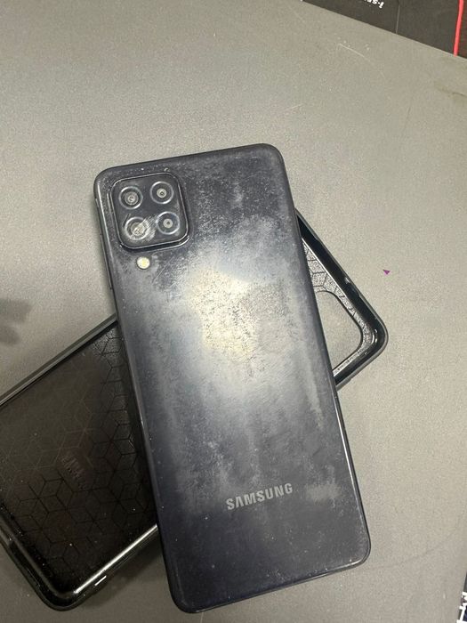 Срочно Samsung A22 128гиг