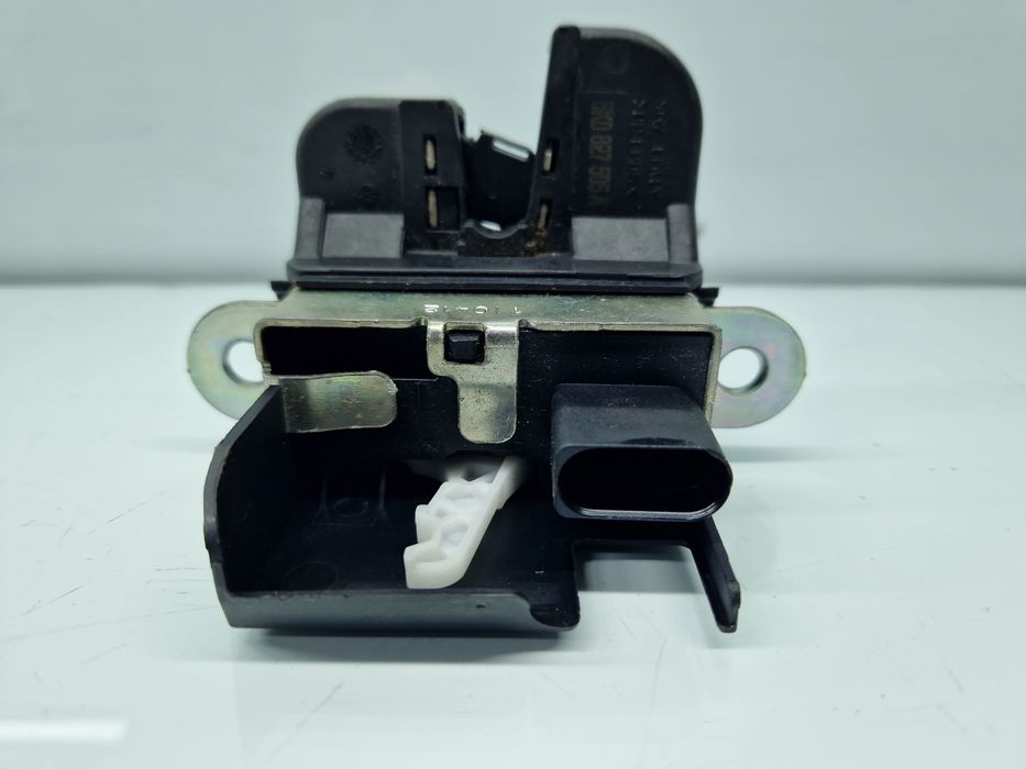 Broasca haion Volkswagen Golf 6 (5K1) [Fabr 2009-2013] 5K0827505A