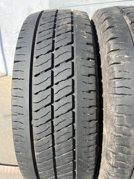 2 бр. гуми за бус 205/65/16C Viking DOT 1323 6-7 mm