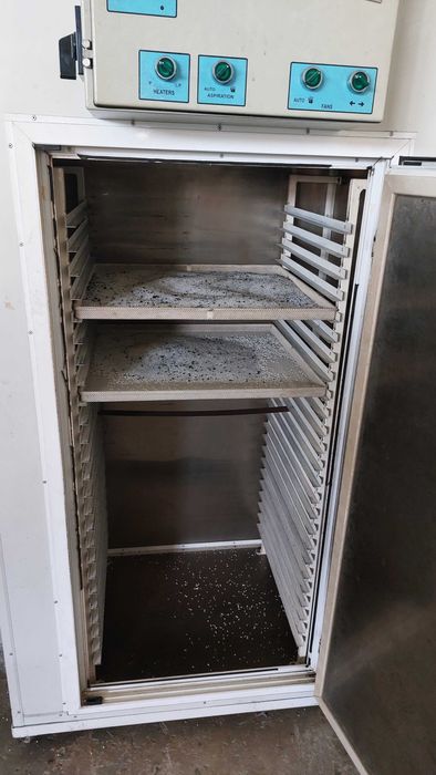 Шприц машина ENGEL, с оборудване