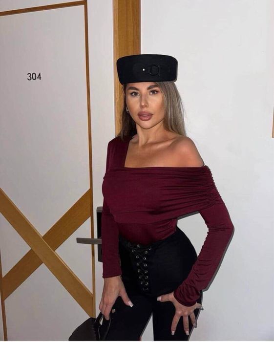 Лонгслив на одно плечо