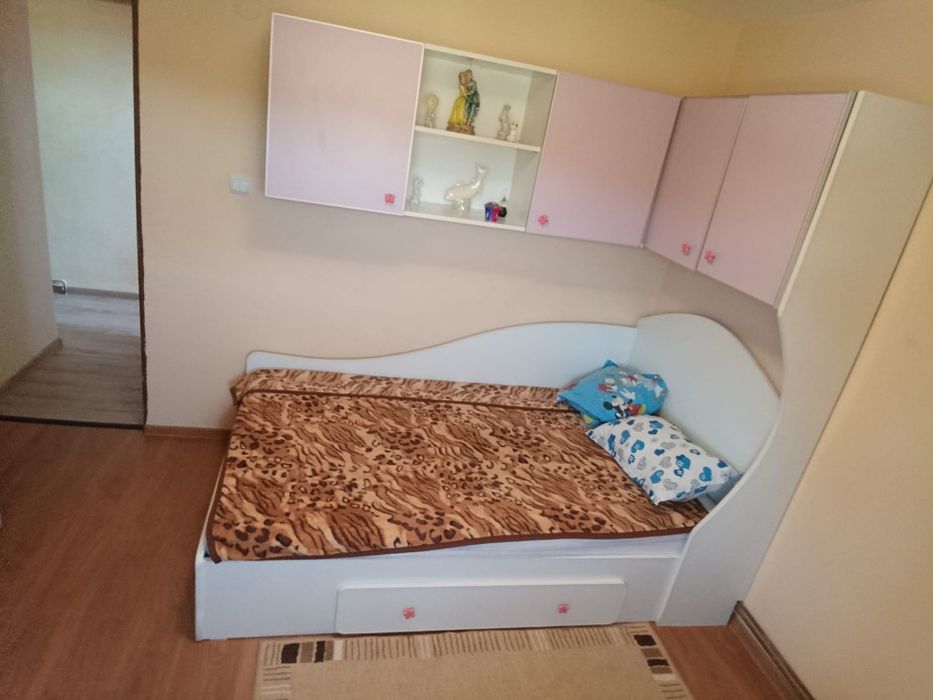 Vînd dormitor complect copii