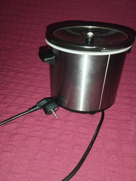 Slow cooker - aparat de gatit