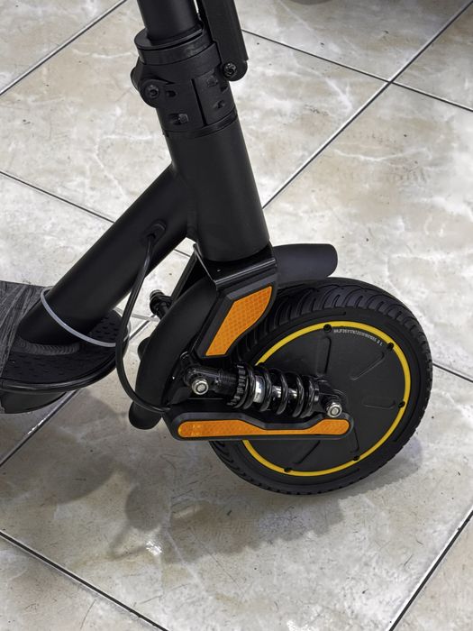 Elektron samokat jet c1