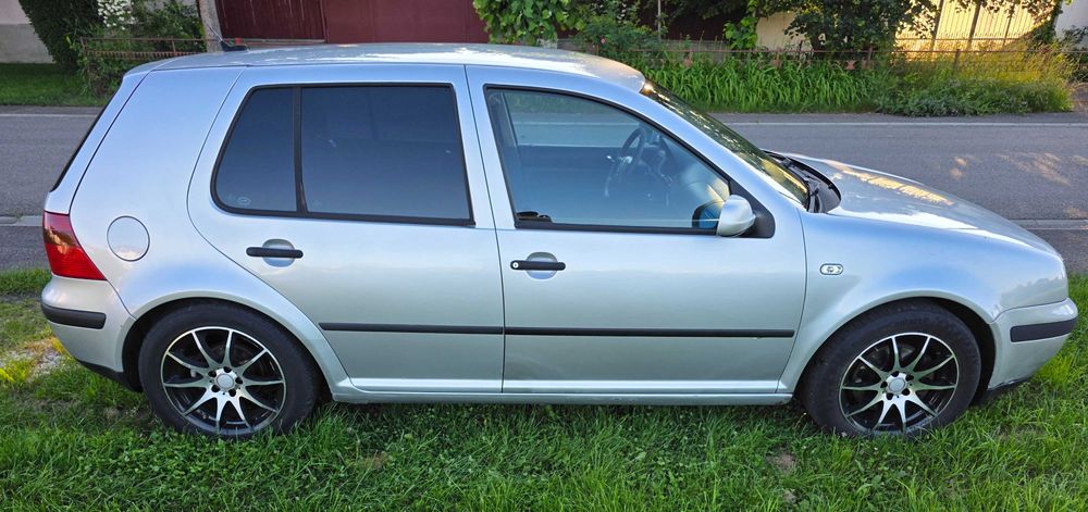 VOLKSWAGEN Golf 2002 — imagine 2