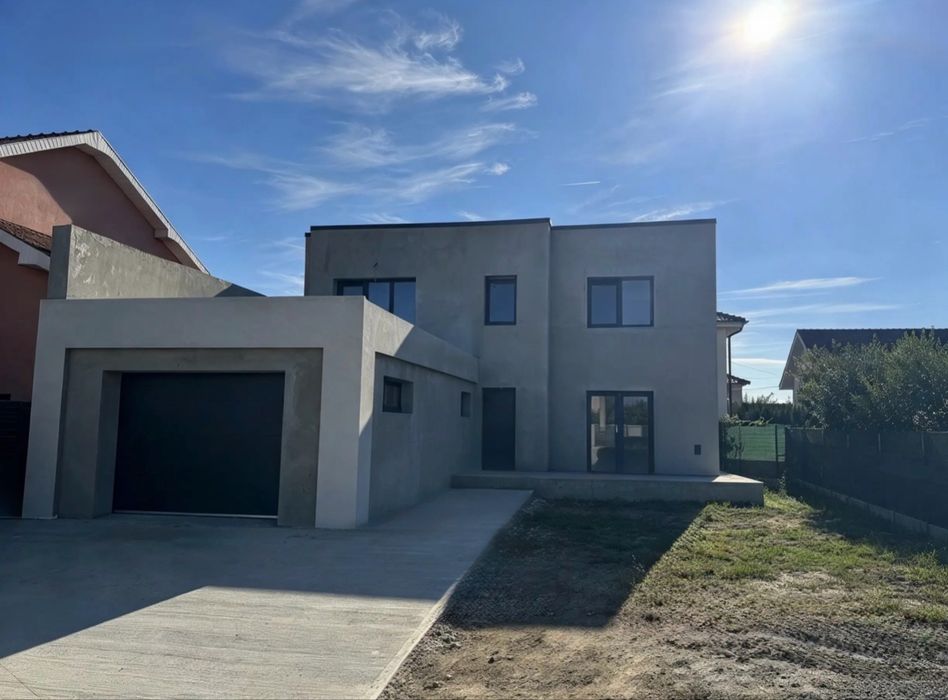 Casa  Parter +  Etaj