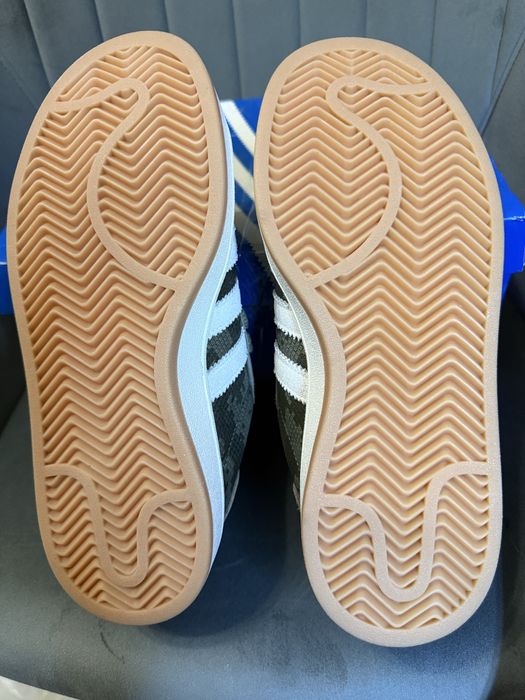 Чисто нови unisex маратонки Adidas Campus 38.2/3