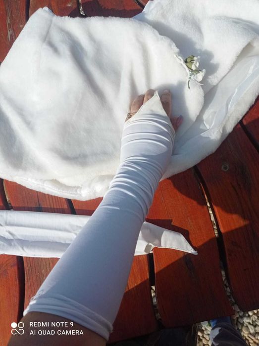 Rochie de mireasa +accesorii