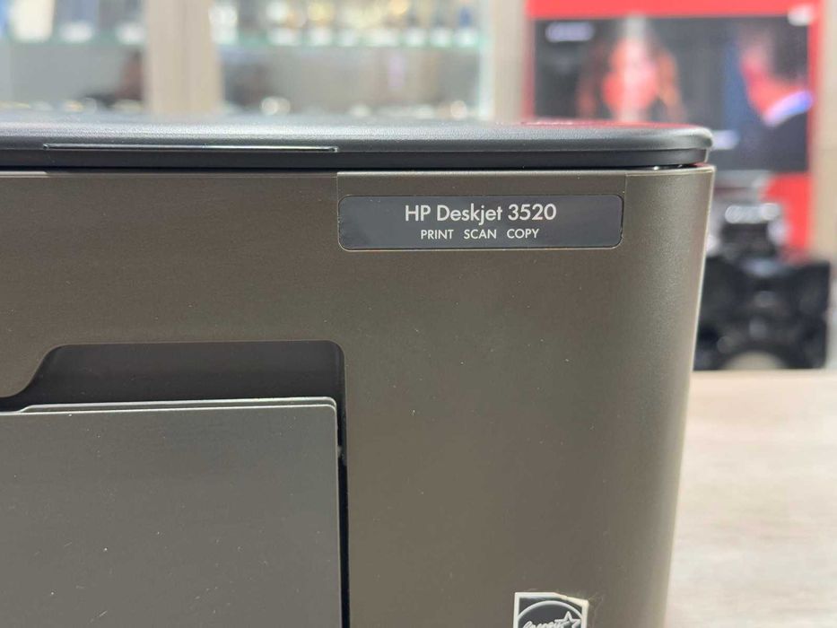 Принтер HP DeskJet 3520