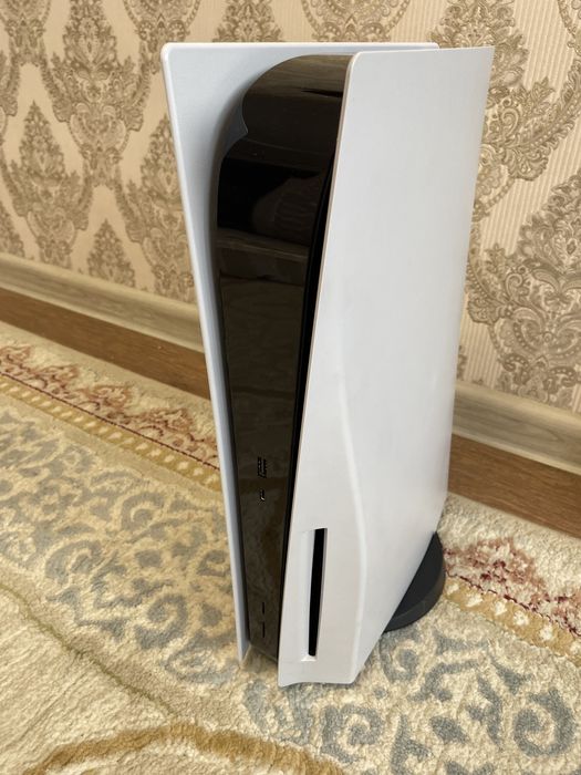 Продам PlayStation 5 новое состояние