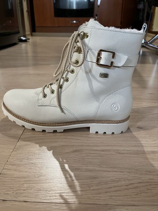 Дамски боти  Remonte
