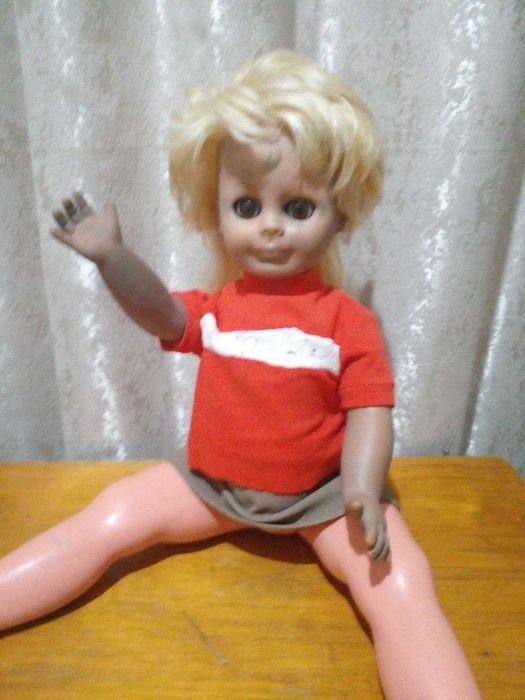 продается  кукла   времен  ссср