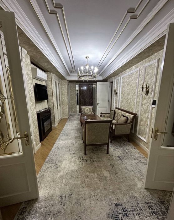 Продается 5х комнатная квартира в Юнусабаде